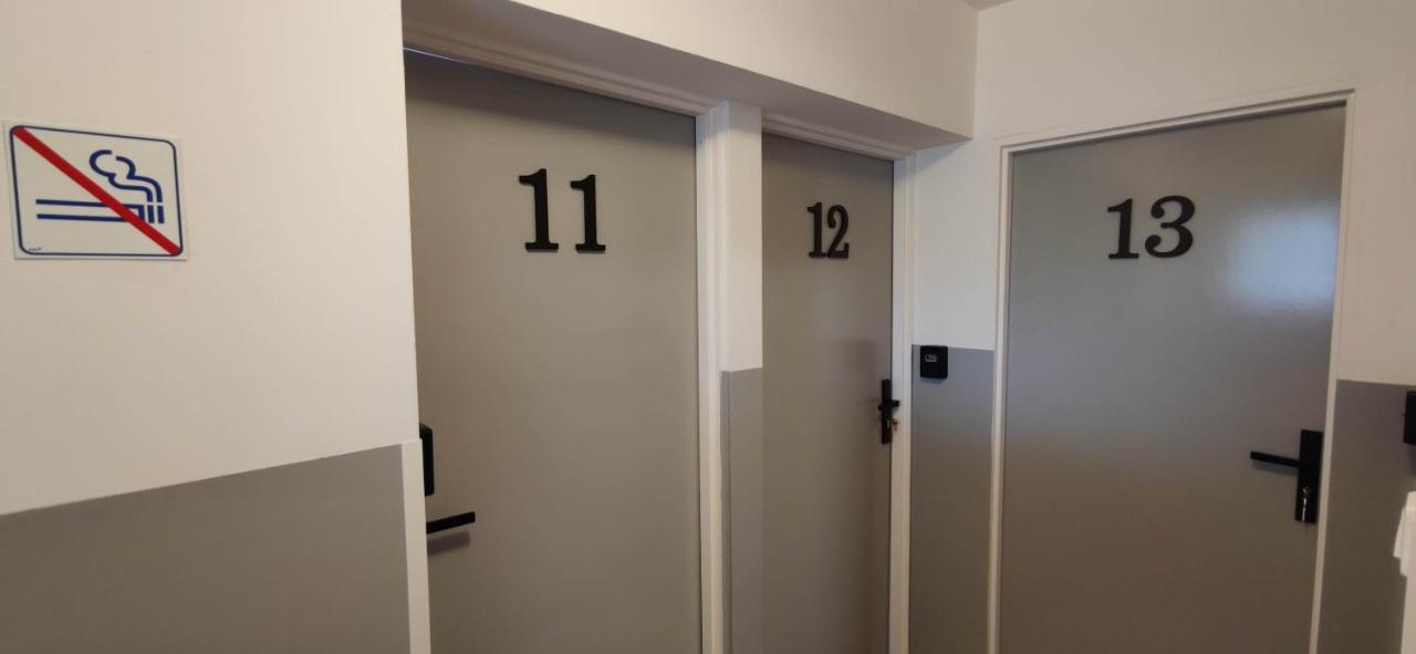 Tanie Spanie Na Naramowicach- Zameldowanie Bezobslugowe - Poznań Extérieur photo